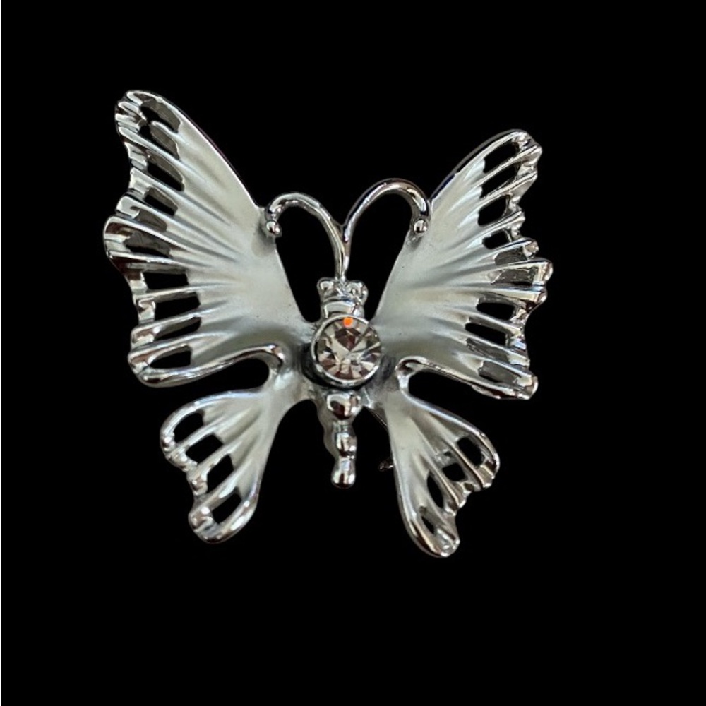 Giusti Silvertone butterfly brooch